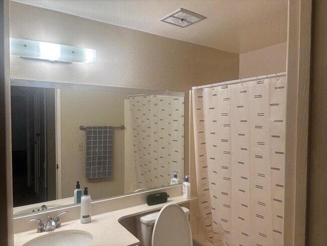 Building Photo - 15 Wintergreen
