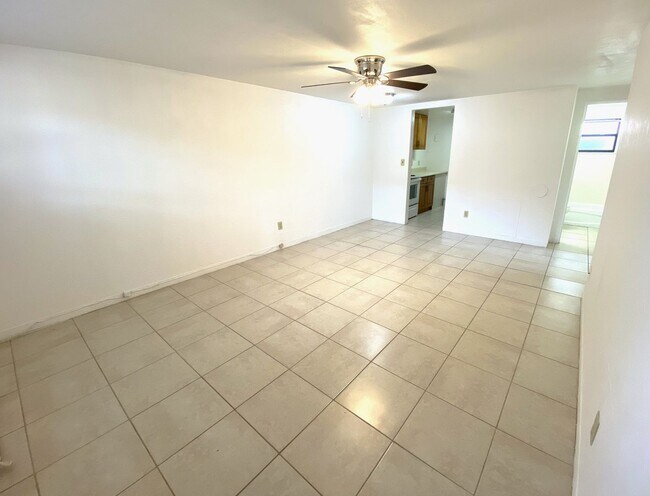 Foto del edificio - 908 SW 6th Ave