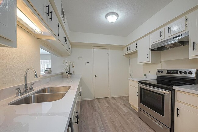 Foto del edificio - 3968 Belle Park Dr