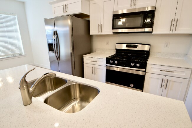 Building Photo - 13114 S Cannavale Ln