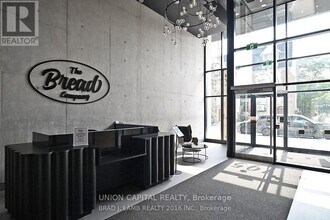 Building Photo - 195 McCaul St