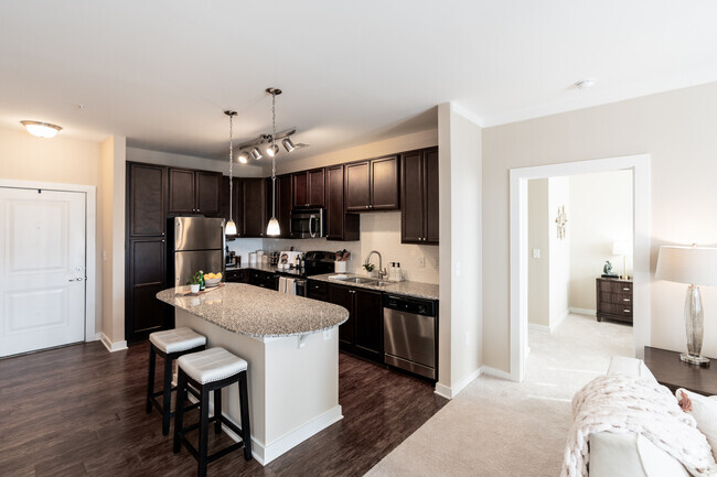 B1 Floor Plan (2BR 2BA) 1,097 Sq. Ft. - Meridian at Harrison Pointe