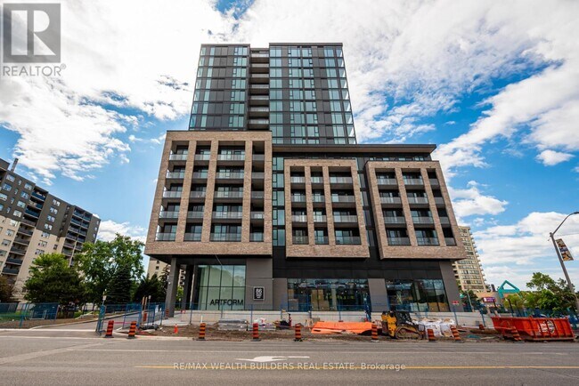 Photo du bâtiment - 86 Dundas St E