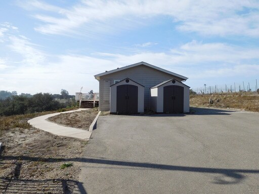 Building Photo - 306 E Ormonde Rd
