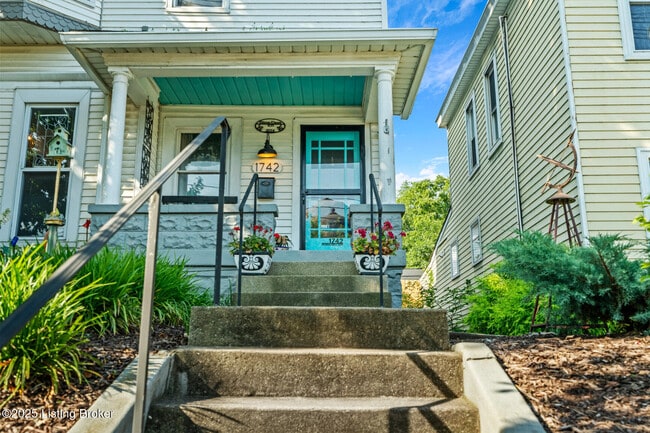 Building Photo - 1742 Frankfort Ave