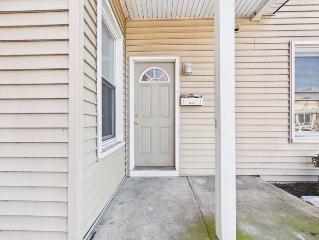 Building Photo - 1099 2nd St