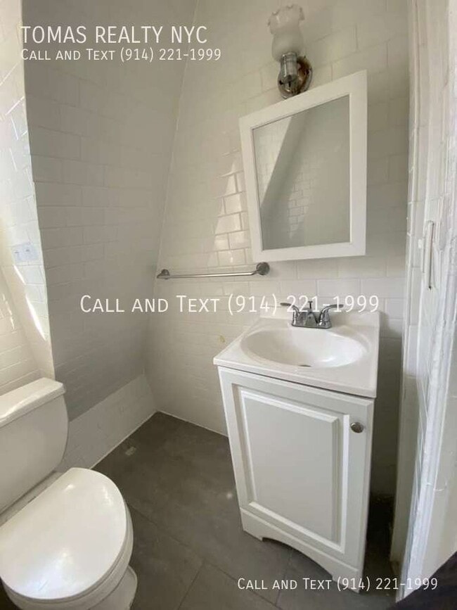 Photo - 157 Buena Vista Ave Apartment