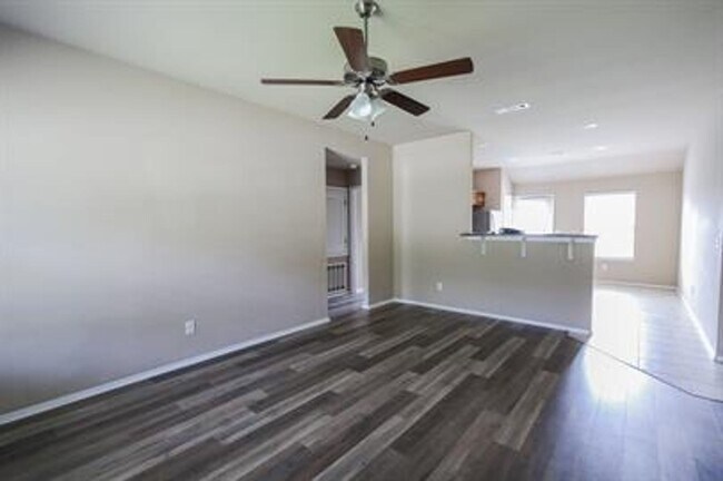 Foto del edificio - Beautiful East Fayetteville 3 bedroom/2 bath home!