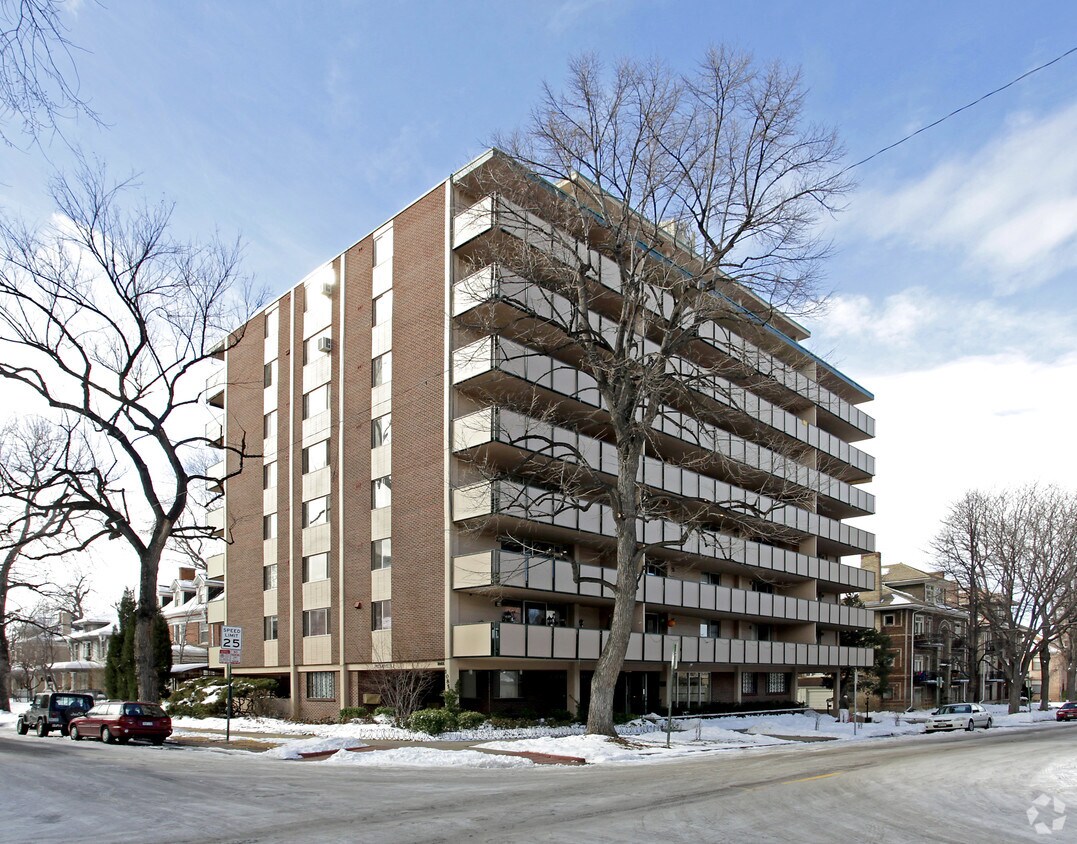 Foto principal - 1085 Lafayette St