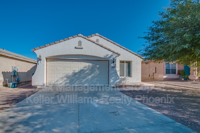 Building Photo - 5409 S 10th Ave