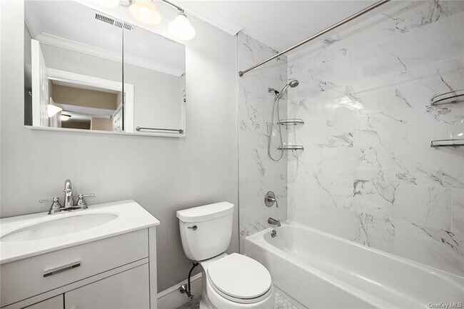 Foto del edificio - 148 Stonemeadow Dr