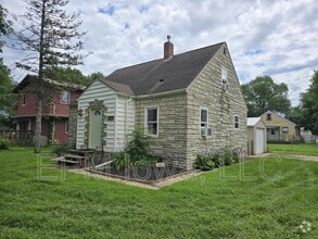 Building Photo - 1269 Northey St