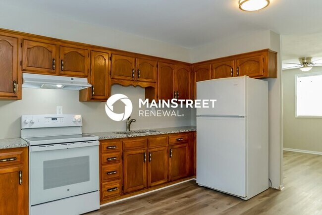 Foto del edificio - 6 Bedroom Pet-Friendly Home in BELTON, MO ...
