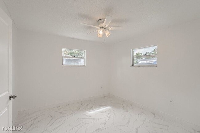 Foto del edificio - 2 br, 2 bath House - 2159 Danforth Road UNIT