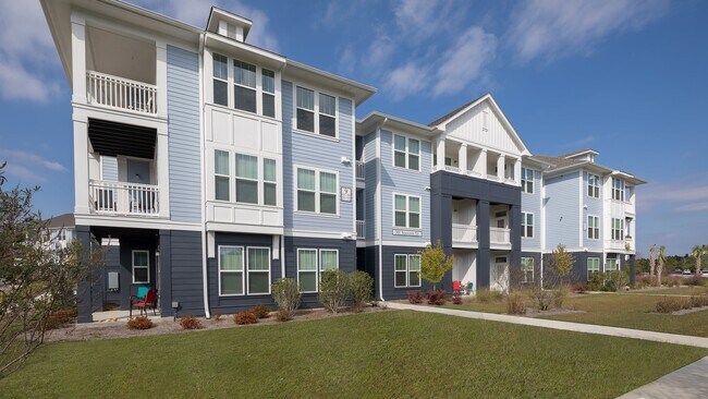 Foto del edificio - 115 Great Lawn Dr