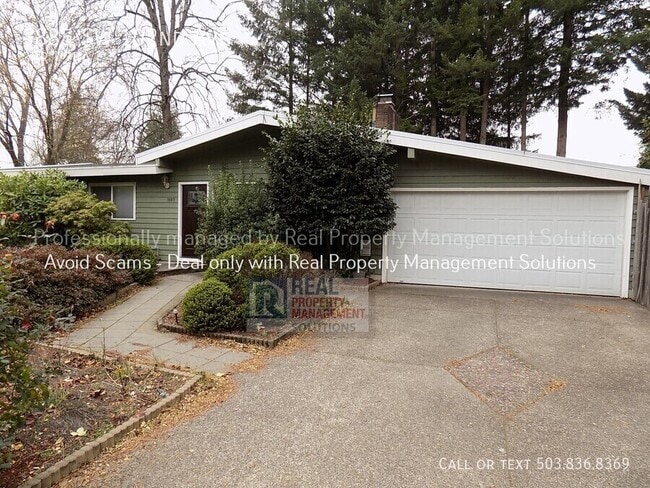 Building Photo - 3885 SW 102nd Ave