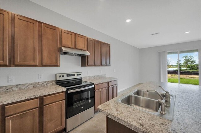 Foto del edificio - 1117 Blue Jay Dr