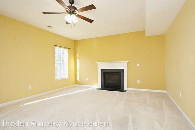 Foto del edificio - 4 br, 3.5 bath House - 518 Holly Hill Drive
