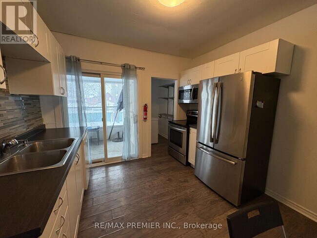 Photo du bâtiment - 55 Henry St