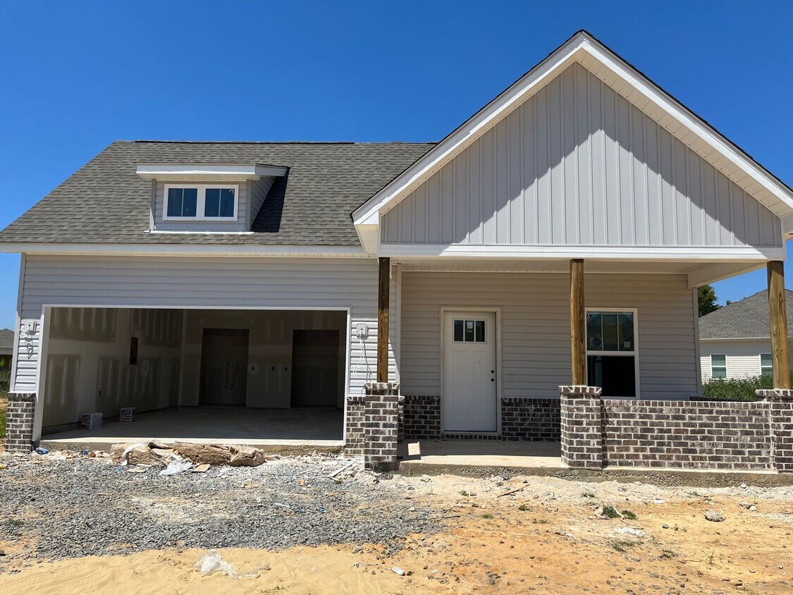 Building Photo - 4320 Albert Lewis Ln