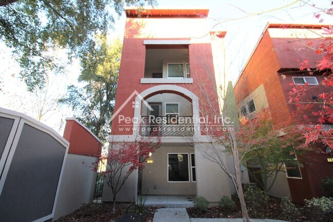 Building Photo - 2 br, 2 bath House - 784 Ferrite Ct