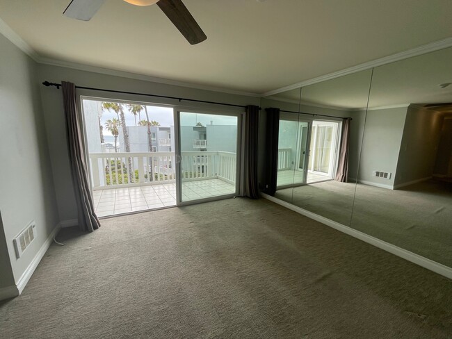 Building Photo - 630 The Vlg