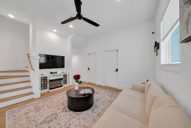 Photo - 3417 Yellowstone Blvd (Houston, TX) Townhome