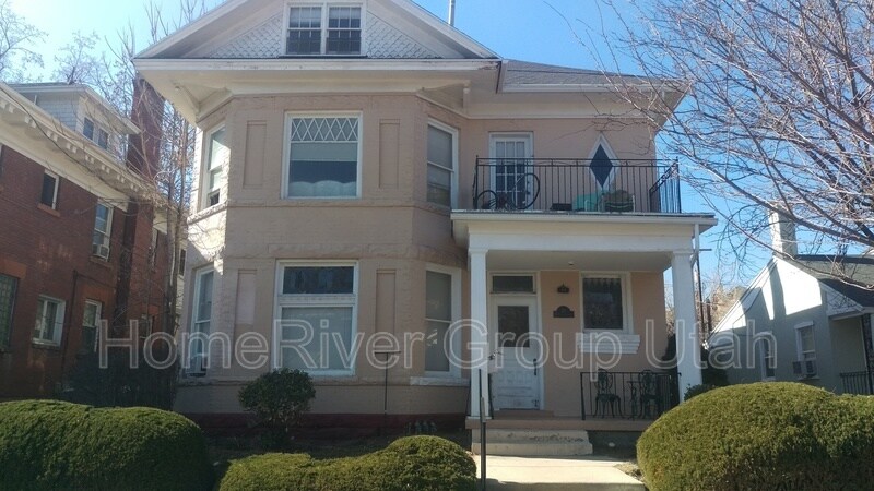 Primary Photo - 111 C St E