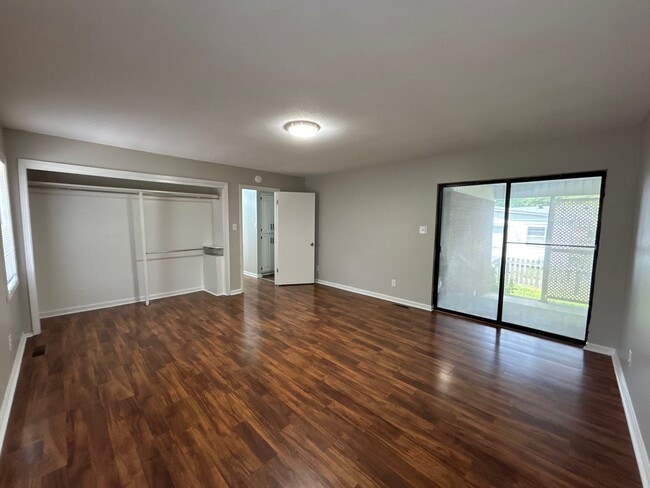 Foto del edificio - 19 Grove Ave