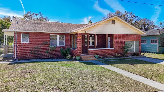 Building Photo - Renovated Seminole Heights Home w/Bonus Room!