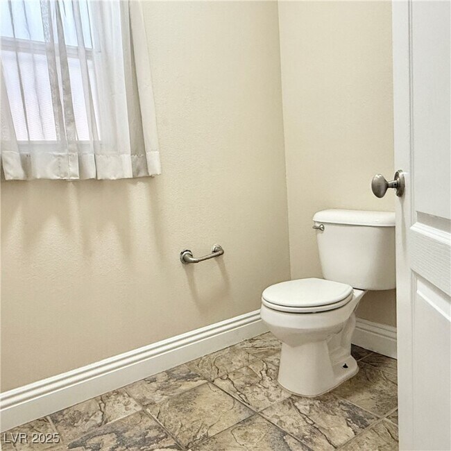 Foto del edificio - 2632 Torch Ave