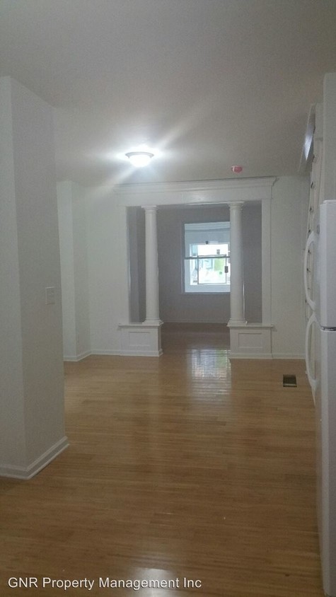 Primary Photo - 5231 Heston St