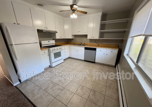 Foto del edificio - 4611 Dutchess Ln