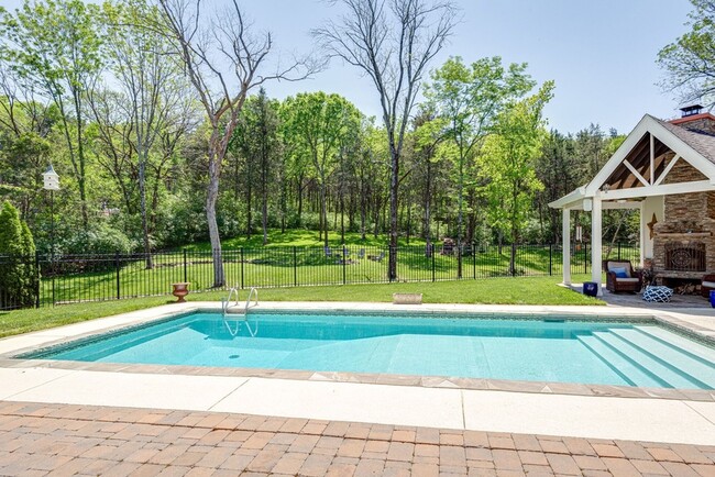 Building Photo - 5101 Heathrow Blvd