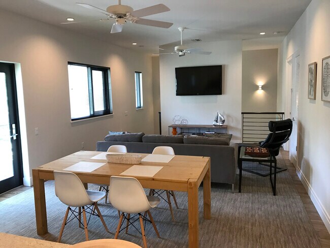 Foto del edificio - 1743 7th St
