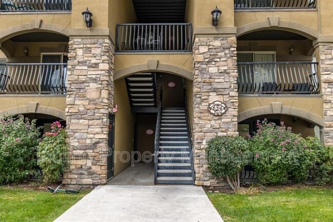 Building Photo - 661 S 2220 W