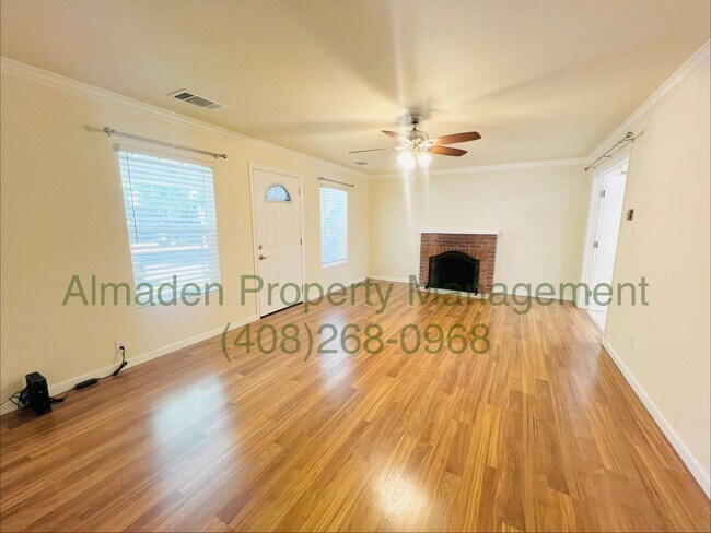 Foto del edificio - Campbell Home w/ Solar, Central A/C, & Large Backyard!