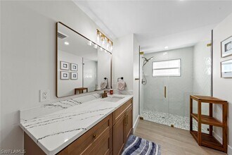 Building Photo - 548 Boulder Dr