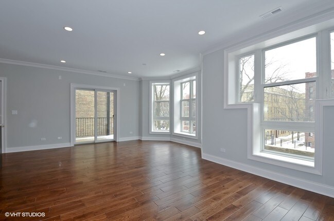 Foto del edificio - 3749 N Sheffield Ave