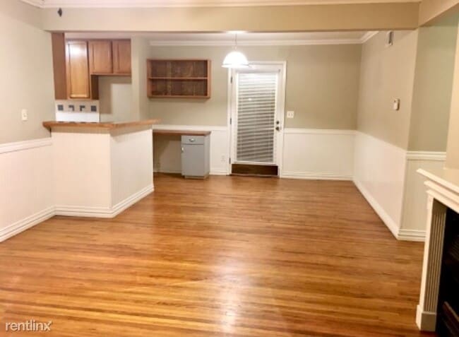 Building Photo - 3 br, 1.5 bath House - 808 West Iola Place