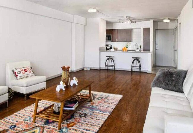 Building Photo - 1 bedroom in Houston TX 77007