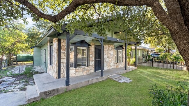 Foto del edificio - 2600 Morales St