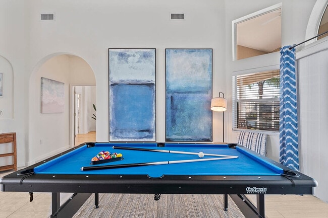 Foto del edificio - 23 Claridge Ct N