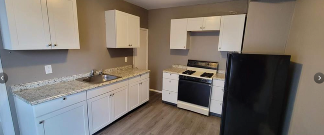 Building Photo - Well-maintained 3-bedroom home in Southsid...