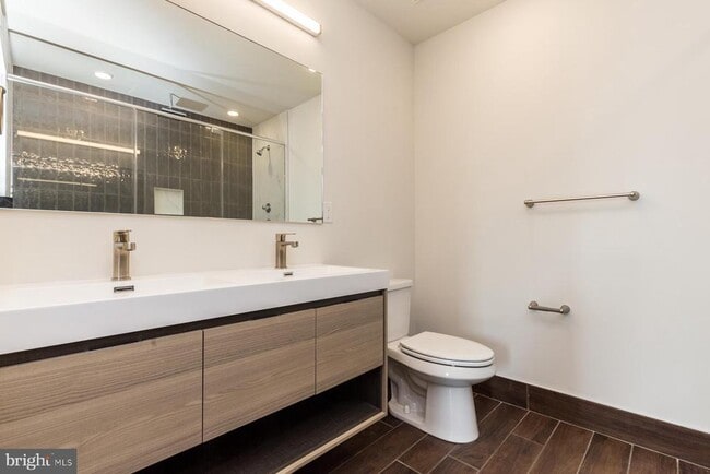 Foto del edificio - 806 N Burns St