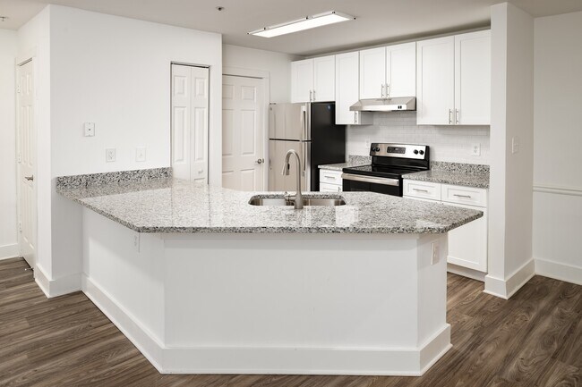 Foto del edificio - Wesley St. Claire Apartments at Lawrenceville