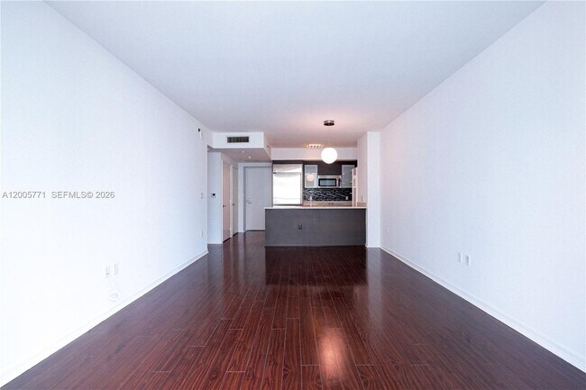 Building Photo - 500 Brickell Ave