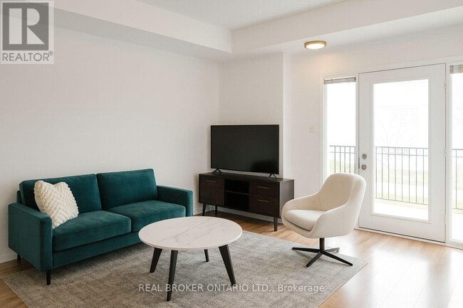 Building Photo - 3050 Erin Centre Blvd