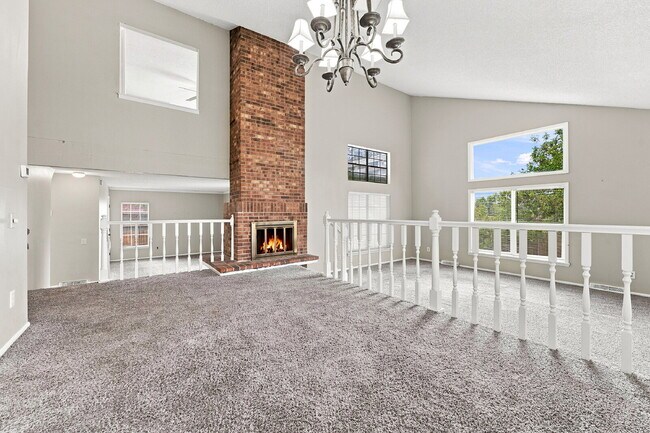 Building Photo - $2,940.95 - 3 bed 2.5 bath Home in Centennial with Central AC, and Great Backyard Space!