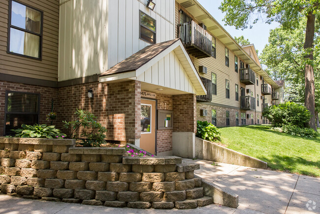 Building Photo - Peppercorn Apartments